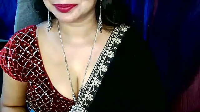 QUEEN SAKHI- online show from May 12, 4:57 pm