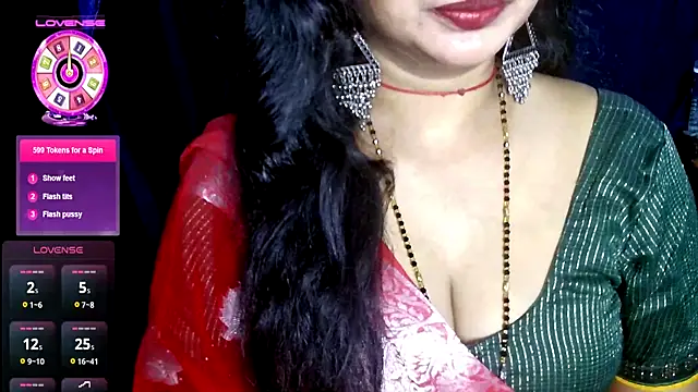 Snapshot of QUEEN_SAKHI- chatting on July 15, 6:20 am QUEEN SAKHI- online show from July 15, 6:20 am