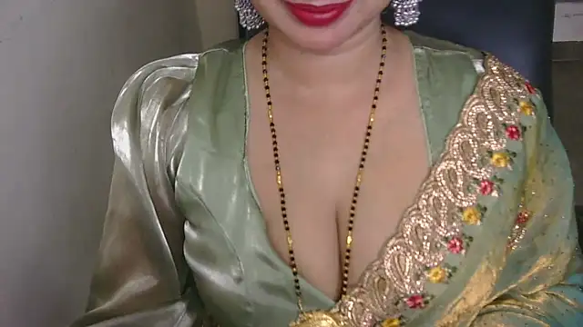 Snapshot of QUEEN_SAKHI- chatting on October 10, 6:09 pm QUEEN SAKHI- online show from October 10, 6:09 pm
