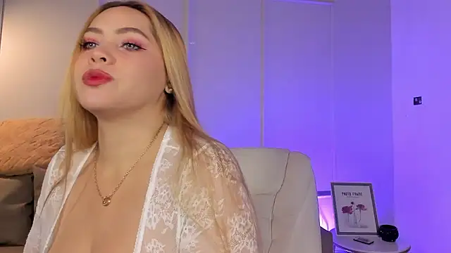 kissme cutie online show from February 21, 12:18 pm