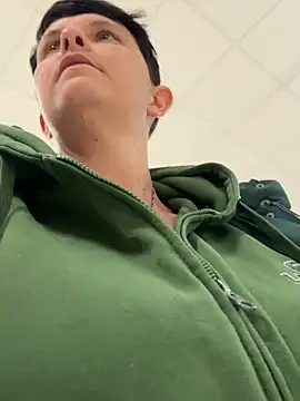 backdoorgalore4you online show from February 14, 4:40 pm