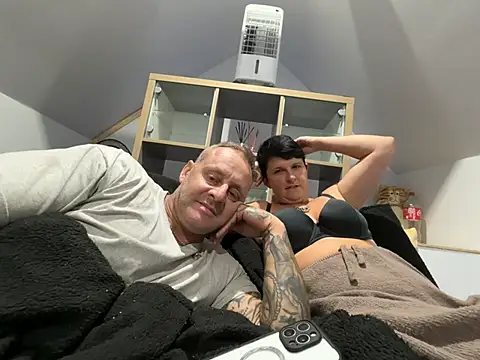 backdoorgalore4you online show from February 23, 9:48 pm