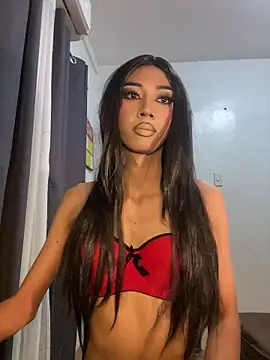 YourTiffanyX online show from July 3, 4:57 pm