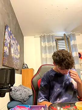 Thelouniost334    online show from September 22, 10:10 am