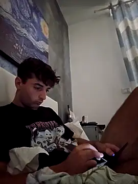 Thelouniost334    online show from September 19, 7:01 am