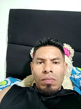 Snapshot of MI_GERALD chatting on September 17, 9:06 pm MI GERALD online show from September 17, 9:06 pm