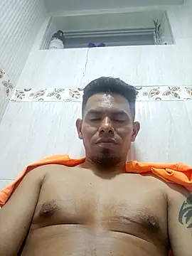 Snapshot of MI_GERALD chatting on September 17, 4:03 am MI GERALD online show from September 17, 4:03 am