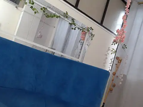 Snapshot of Anniie_miller_ chatting on November 21, 7:35 pm Anniie miller online show from November 21, 7:35 pm