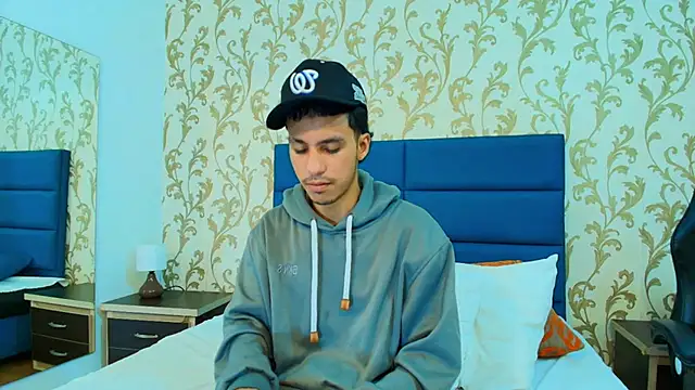 Snapshot of Marcus_Jeron chatting on October 25, 3:38 am Marcus Jeron online show from October 25, 3:38 am