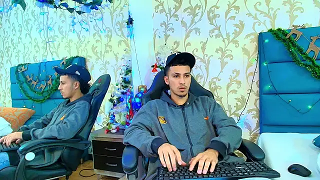 Snapshot of Marcus_Jeron chatting on December 1, 11:27 pm Marcus Jeron online show from December 1, 11:27 pm