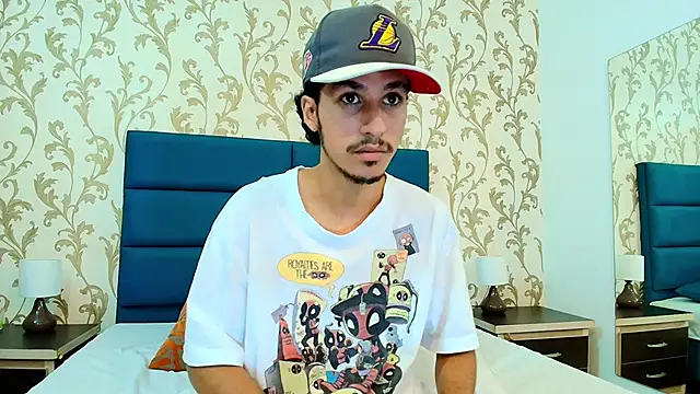 Snapshot of Marcus_Jeron chatting on November 17, 8:46 pm Marcus Jeron online show from November 17, 8:46 pm