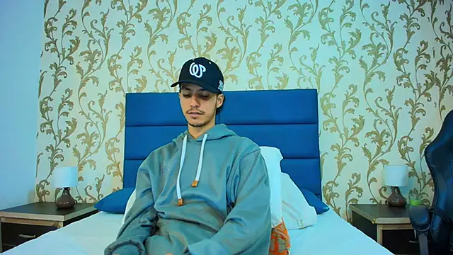 Snapshot of Marcus_Jeron chatting on November 2, 3:11 am Marcus Jeron online show from November 2, 3:11 am