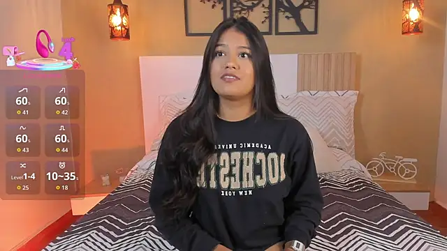 Snapshot of Camila_Bustamante chatting on September 8, 3:11 pm Camila Bustamante online show from September 8, 3:11 pm