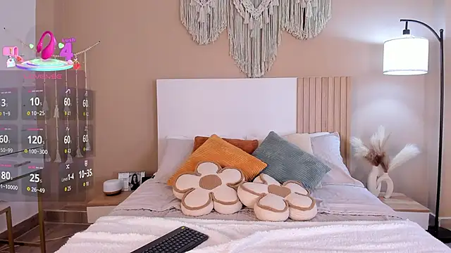 Camila Bustamante online show from April 10, 3:30 pm