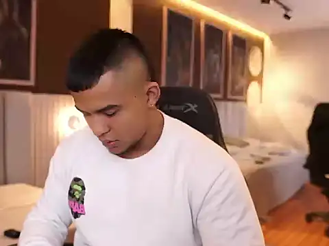 Thiago Valente online show from September 22, 12:44 pm