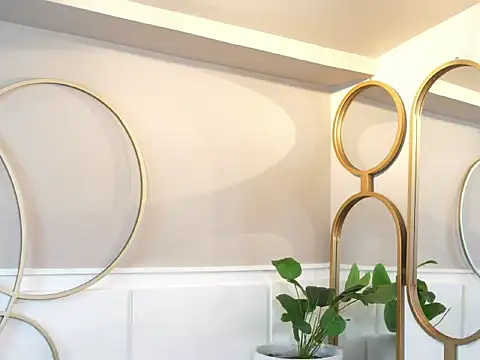 Thiago Valente online show from October 28, 1:10 pm