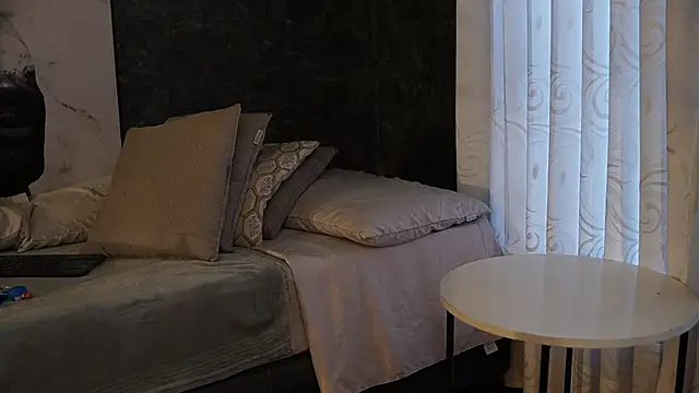 Thiago Valente online show from October 11, 1:12 pm