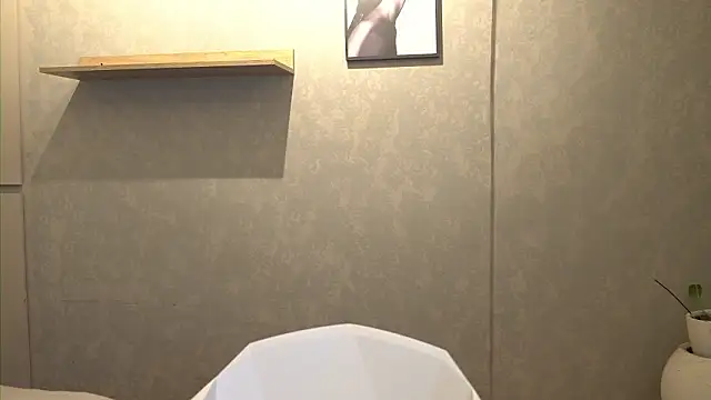 Thiago Valente online show from March 19, 1:00 pm