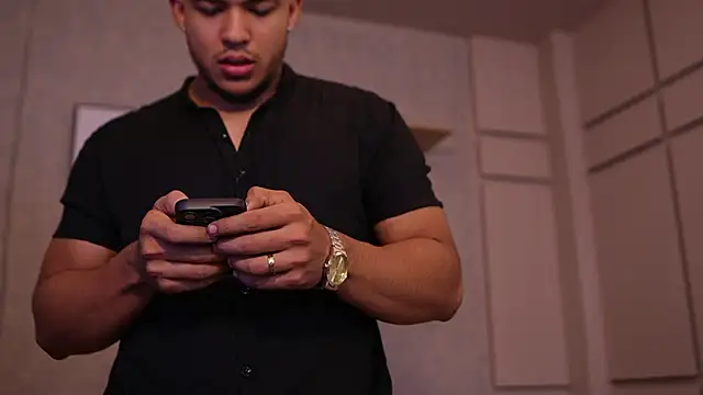 Thiago Valente online show from May 9, 1:03 pm