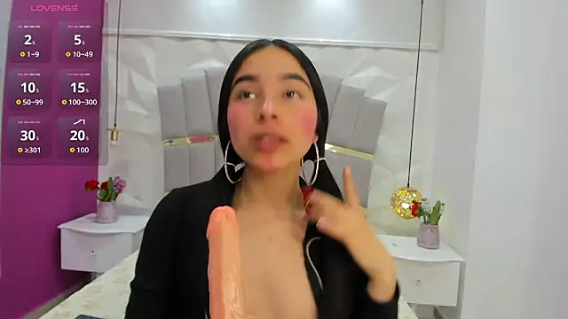 CandySays online show from January 15, 11:35 am