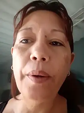 marinita13 online show from February 13, 1:00 pm