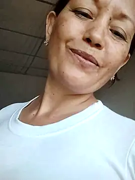 Snapshot of marinita13 chatting on November 16, 4:45 pm marinita13 online show from November 16, 4:45 pm