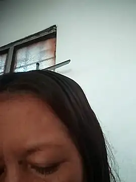 Snapshot of marinita13 chatting on October 30, 9:33 pm marinita13 online show from October 30, 9:33 pm