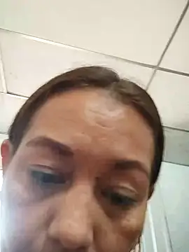 Snapshot of marinita13 chatting on November 17, 2:54 pm marinita13 online show from November 17, 2:54 pm