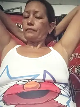 Snapshot of marinita13 chatting on November 1, 12:39 am marinita13 online show from November 1, 12:39 am