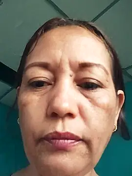 marinita13 online show from December 17, 11:37 am