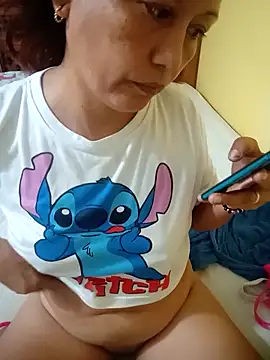 marinita13 online show from February 6, 12:39 am