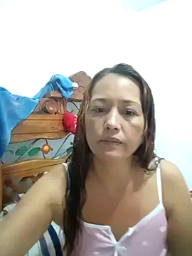 marinita13 online show from March 5, 12:29 am