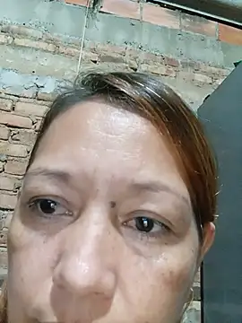 Snapshot of marinita13 chatting on June 11, 12:32 am marinita13 online show from June 11, 12:32 am