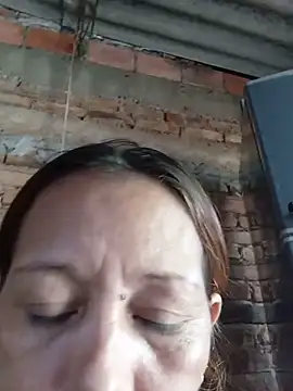 Snapshot of marinita13 chatting on June 4, 8:35 pm marinita13 online show from June 4, 8:35 pm