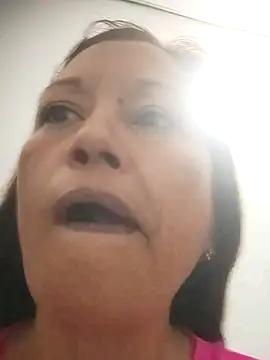 Snapshot of marinita13 chatting on November 9, 1:53 am marinita13 online show from November 9, 1:53 am