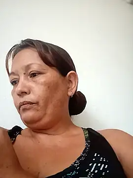 marinita13 online show from February 24, 9:48 pm