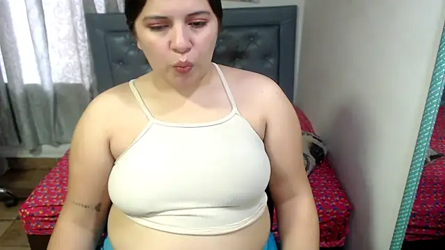 sarah aguilar online show from May 1, 3:28 pm