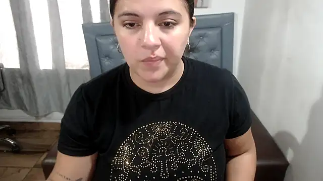 sarah aguilar online show from May 21, 3:20 pm
