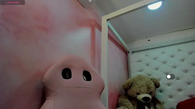 samantamilk6 online show from November 6, 5:17 pm