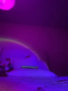 Ellie lowell online show from May 5, 3:42 am