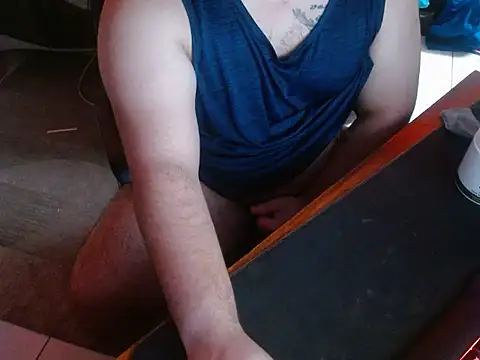 Snapshot of Luacsboy22 chatting on November 26, 9:31 am Luacsboy22 online show from November 26, 9:31 am