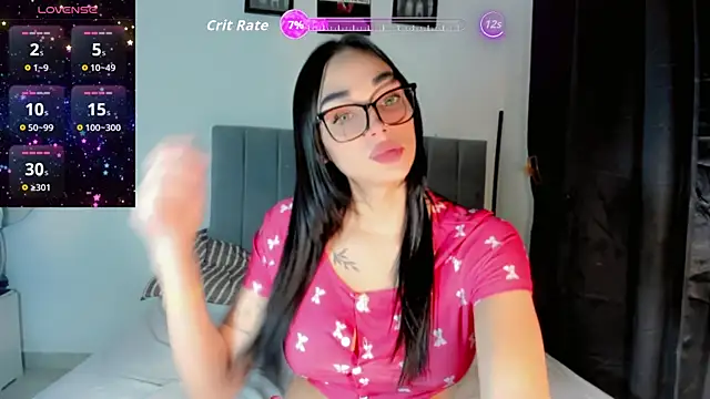 crisbunny x online show from February 25, 12:00 am