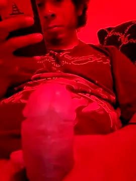 UsaGuy76 online show from April 12, 4:49 am