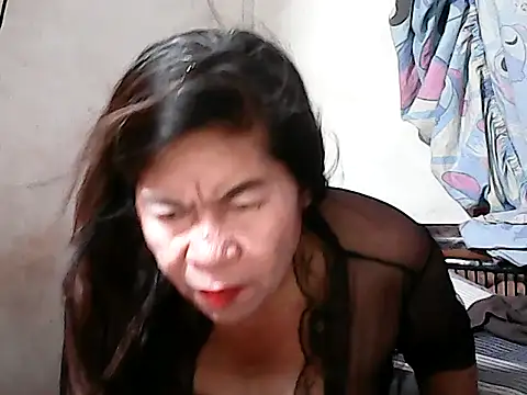 Hottestsexxy Elynnn online show from March 26, 11:41 am