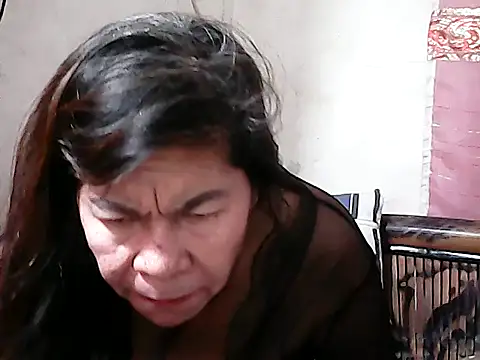 Hottestsexxy Elynnn online show from April 2, 5:41 pm