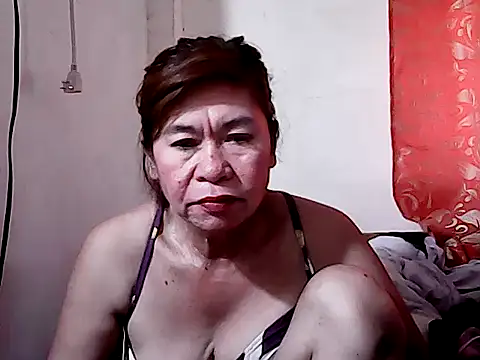 Snapshot of Hottestsexxy_Elynnn chatting on September 9, 4:22 am Hottestsexxy Elynnn online show from September 9, 4:22 am