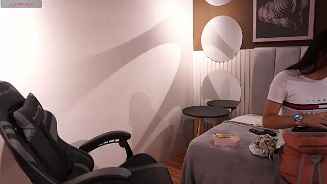 Ariaa Isabell online show from October 31, 6:48 pm