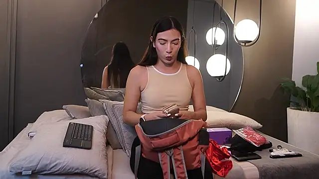 Ariaa Isabell online show from February 24, 6:31 pm