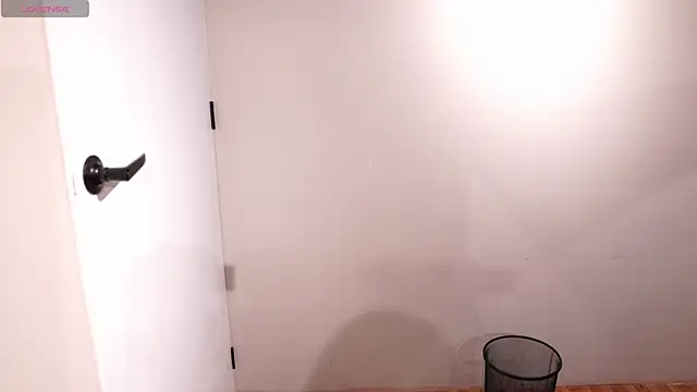 Ariaa Isabell online show from October 28, 6:07 pm