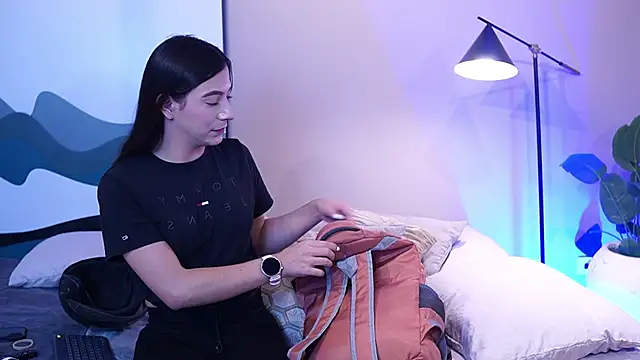 Ariaa Isabell online show from February 3, 6:24 pm